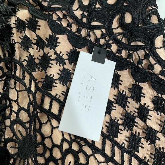 NWT ASTR The Label Lace High Low Body Con Strappy Dress SZ M Black Nude - Picture 7 of 9